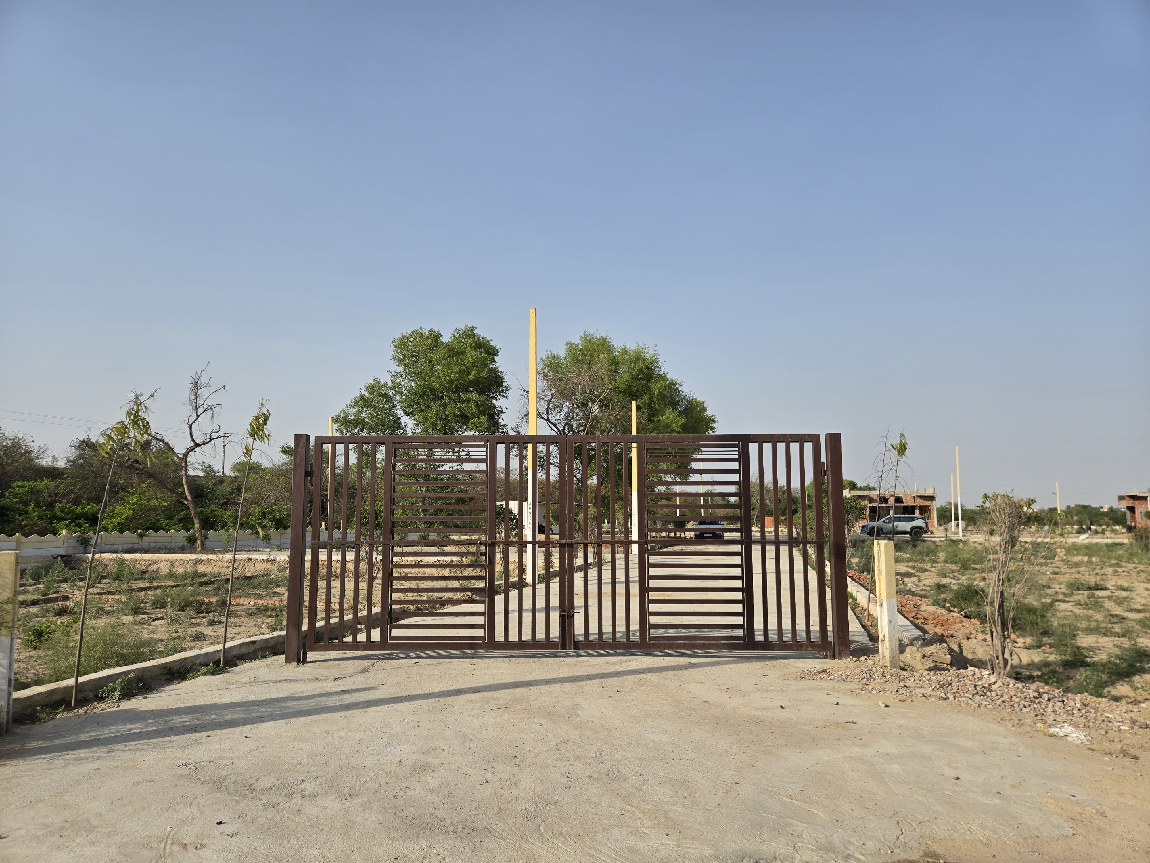 Plots For Sale In Chilla Dadri