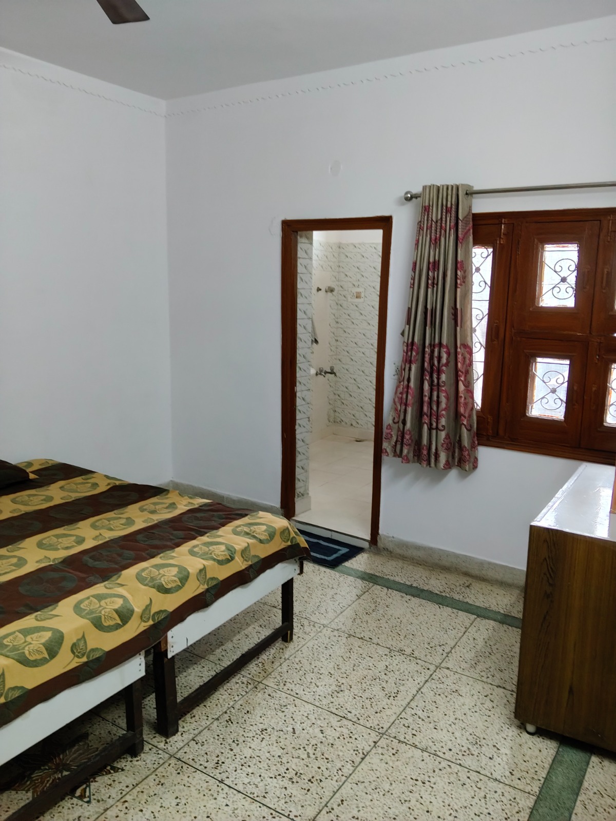 Builder Floor For Rent In Vasundhara Ghaziabad