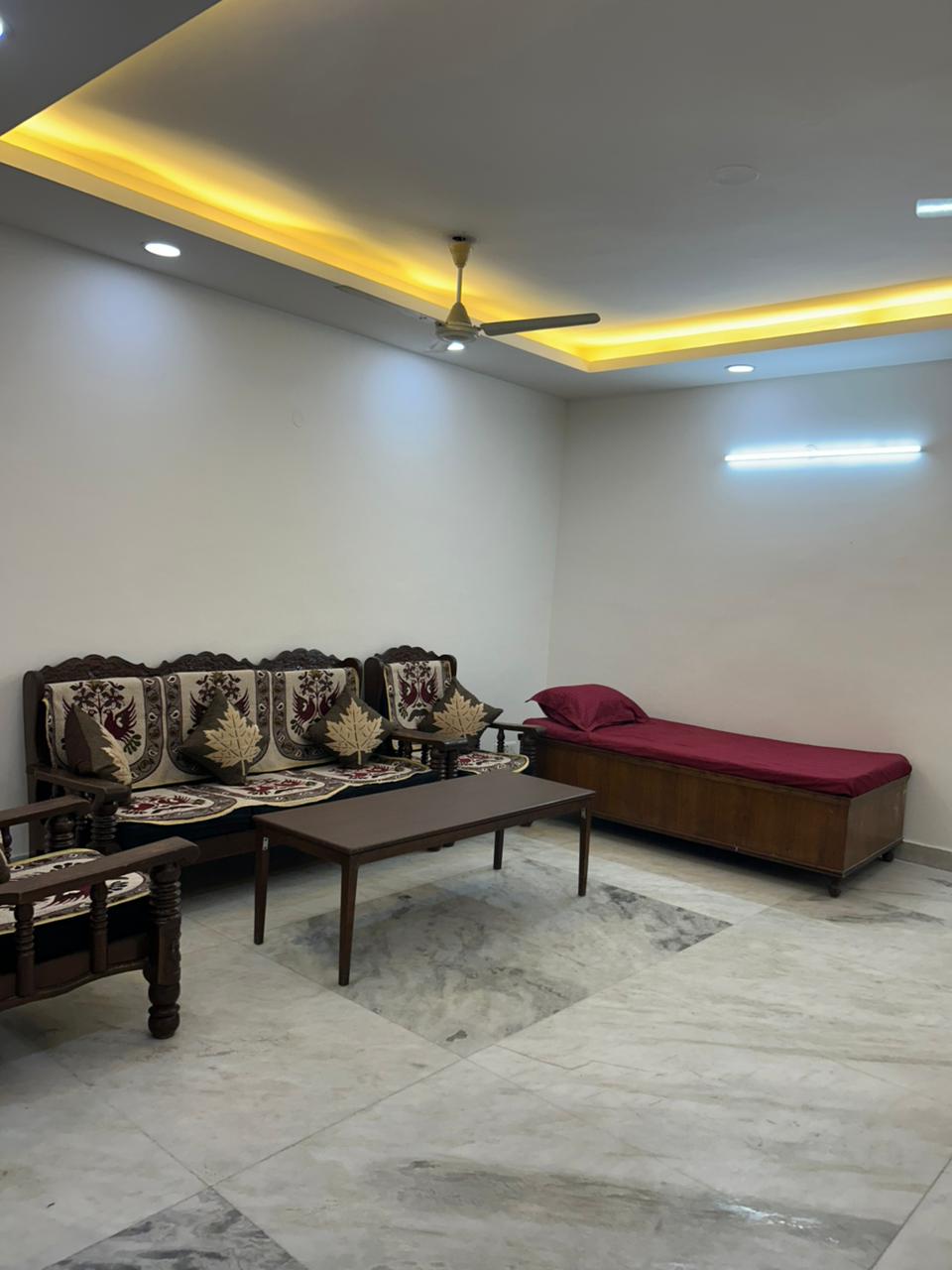 Furnished Room For Rent In Laxmi Nagar Delhi