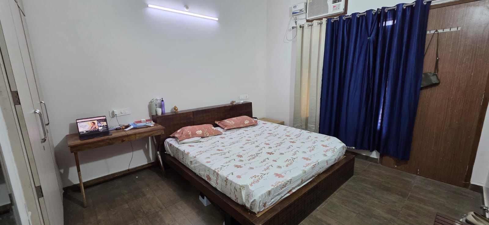 Flat For Rent In Adchini Hauz Khas