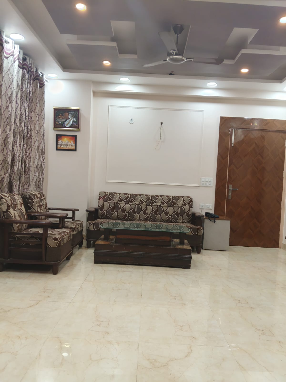 Flat For Rent In Wazir Nagar Defence Colony