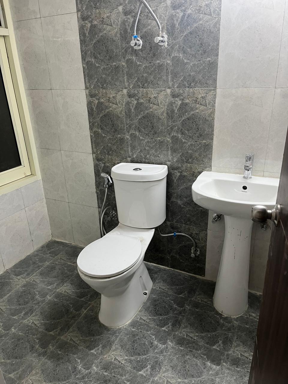 Flat For Rent In Jm Aroma Noida