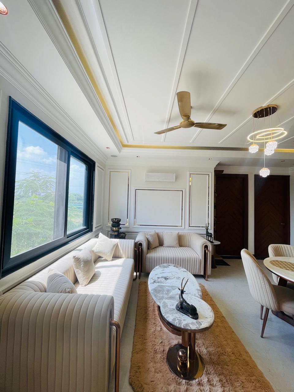 Flat For Sale In Sannaiyat Lines Delhi Cantonment