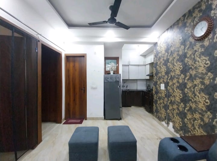 Flat For Sale In Sannaiyat Lines Delhi Cantonment