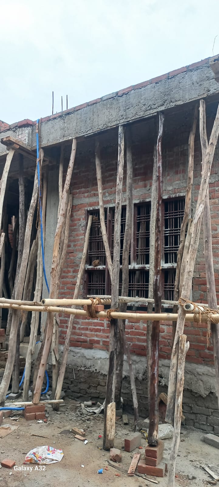 Villa For Sale In Napier Road Colony Lucknow