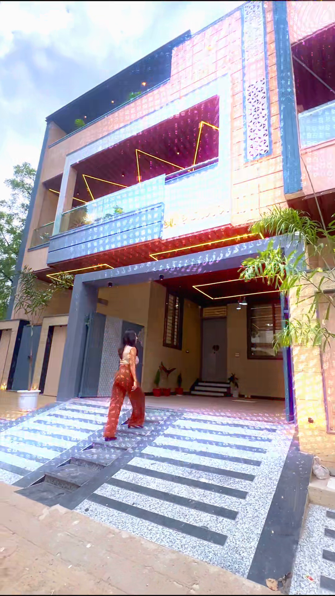 Villa For Sale In Dewla Mauzamabad